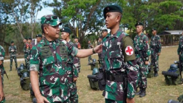 Foto Dudung Bikin Bootcamp Ksad Untuk Gen Z Gus Fahrur Membangun