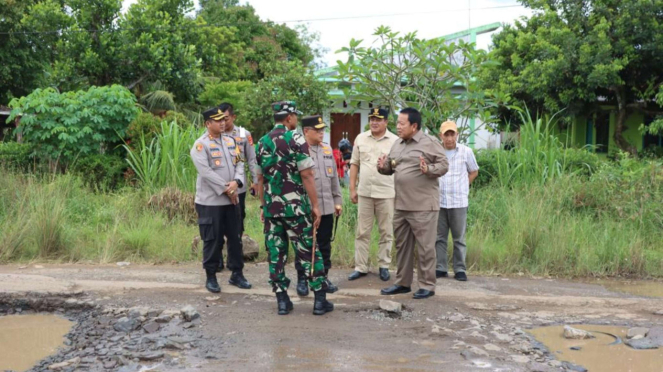 Usai Viral TikToker Bima Gubernur Lampung Kebut Perbaikan Jalan Rusak