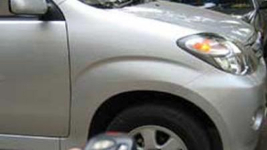 Ban mobil kempes