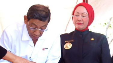 Ratu Atut Chosiyah dan  Mar'ie Muhammad