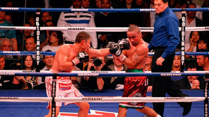 Chris John vs Rocky Juarez