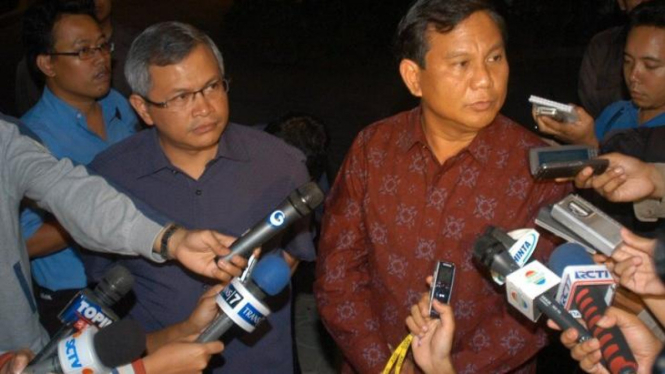 Prabowo Subianto dan Sekjen PDIP Pramono Anung