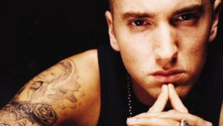 Mantan Istri Eminem Akui Ingin Bunuh Diri