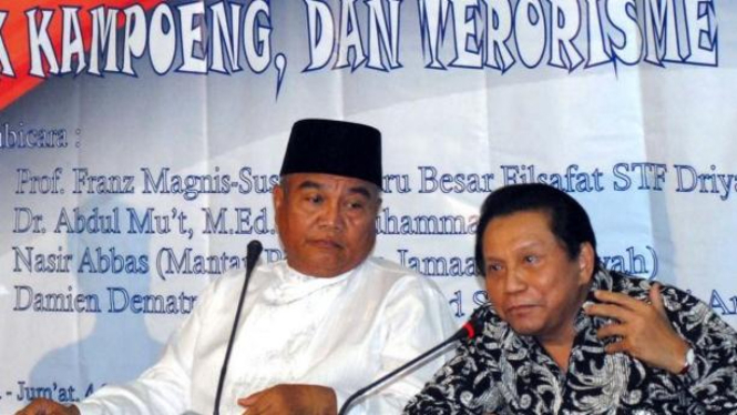 Bekas Kepala BIN Hendropriyono & bekas Kepala Densus 88 Suryadharm