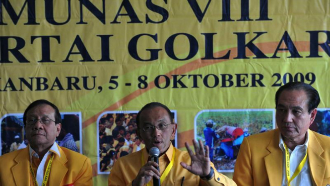 Aburizal Bakrie, Akbar Tandjung dan Theo Sambuaga