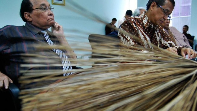 Sapu Untuk Komisi Yudisial