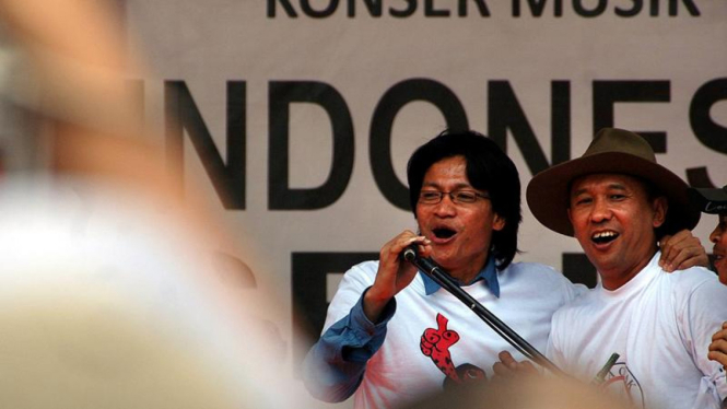 Direktur Eksekutif Amnesty International Indonesia Usman Hamid