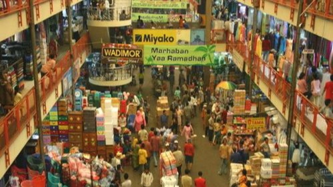 Pasar Turi, Surabaya.