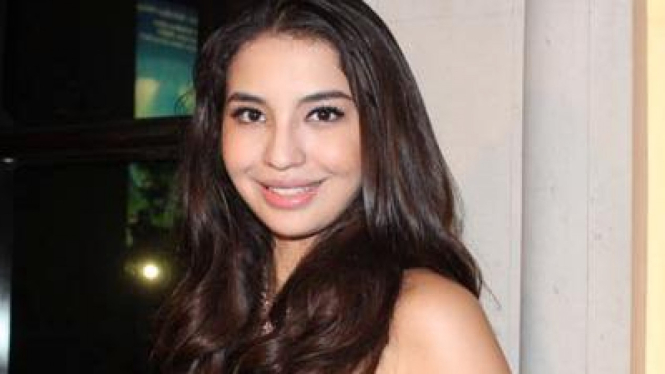 Manohara Odelia Pinot