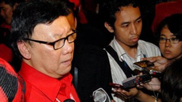 Tjahjo Kumolo (PDIP)