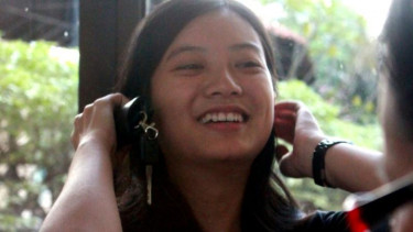 Leony kritik acara di televisi saat ini