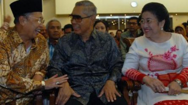 Bekas Presiden Megawati & dua bekas Wakil Presiden Try Sutrisno dan Hamzah Haz