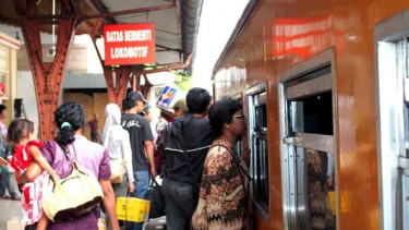Ilustrasi Mudik dengan Kereta Api