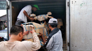 Paket Kiriman Motor Via Kereta Meningkat