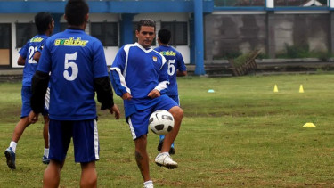 Latihan Persib