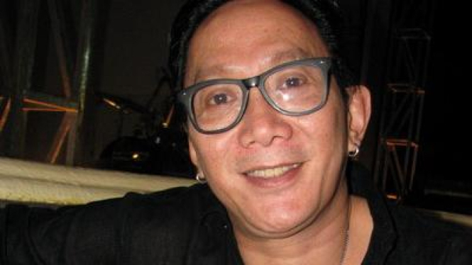 Robby Tumewu 