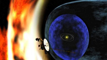 Ilustrasi satelit Voyager 1 berada di pinggir tata surya