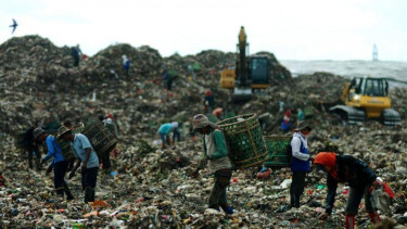 Sampah di Bantar Gebang