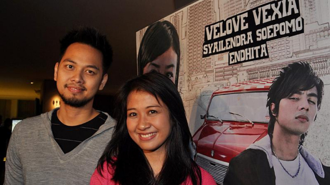 Astrid dan kekasihnya