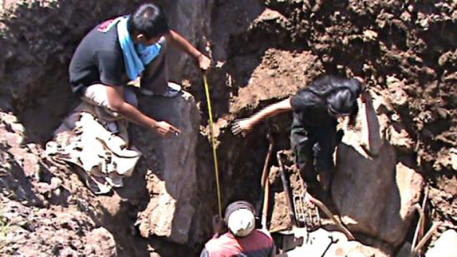 Penggalian 'gunung piramida' oleh tim Turangga Seta