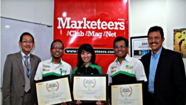 BTEL raih penghargaan Indonesia Brand Champion Award 2011 