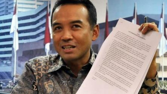 Anggota DPR dari Fraksi Partai Amanat Nasional, Teguh Juwarno. 