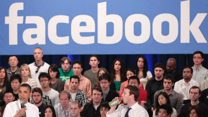 Kunjungan Obama ke Kantor Facebook