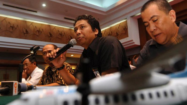 Direktur Utama Merpati Kapten Sardjono Jhony Tjitrokusumo