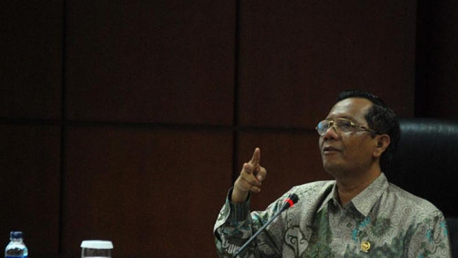 Rapat Konsultasi Antara MK Dan Komisi III DPR