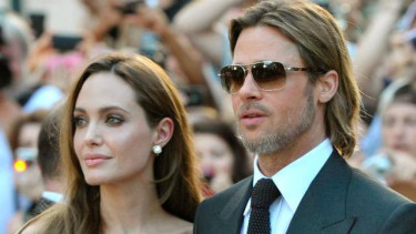 Angelina Jolie dan Brad Pitt