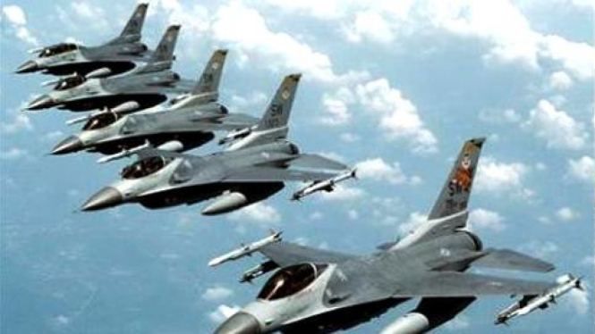 Skadron Jet Tempur F-16 milik AS.