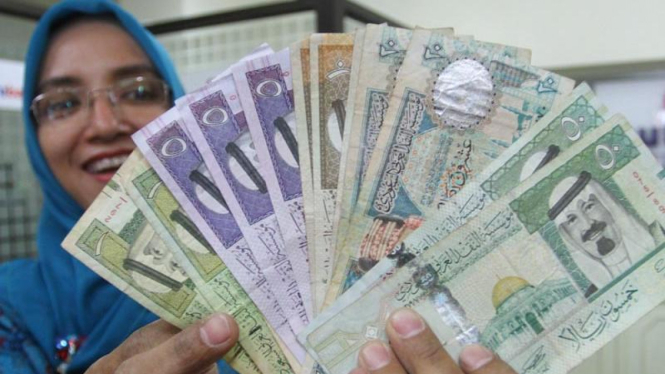 Ilustrasi penukaran Rupiah ke Riyal Arab Saudi