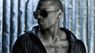 Chris Brown Dikaruniai Anak Kedua dari Mantan Pacar Ammika Harris