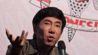 Guruh Soekarnoputra.