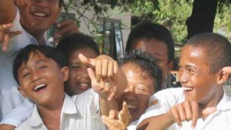 Mengurai Makna Peringatan Hardiknas 2016