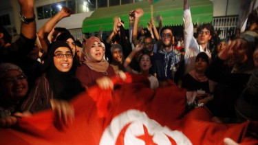 Warga Tunisia.