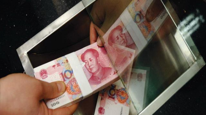 Uang kertas China pecahan 100 Yuan