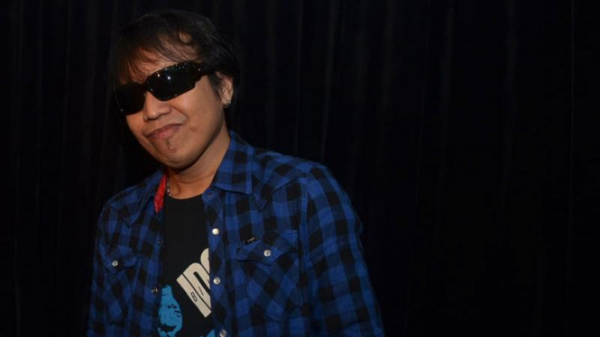 Vokalis Band Radja Ian Kasela