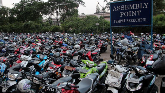 Parkir Motor di Jakarta