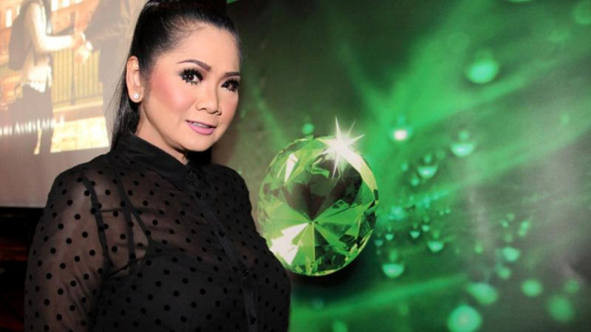 Jumpa Pers The Emerald Voice Of Vina Panduwinata Concert 2011