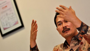 rektor ui Gumilar Rusliwa Somantri