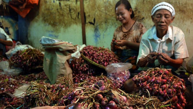 Bahan pokok pangan.