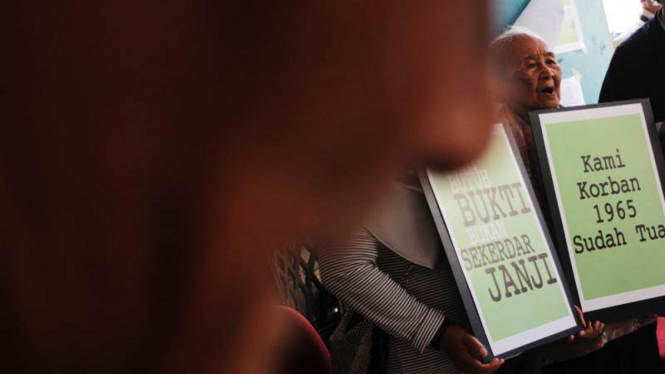 Korban Kekerasan 1965 Unjuk Rasa di Komnas HAM