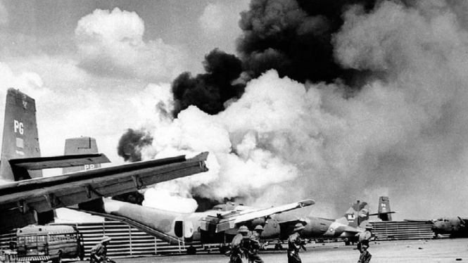 Suasana Perang Vietnam pada 1960an.