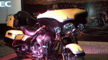Harley Davidson Custom Vehicle Operations (CVO)