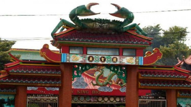 Kelenteng Kwan Sing Bio di Tuban