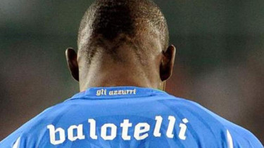 Mario Balotelli Ketika Membela Timnas Italia