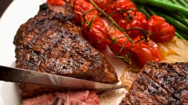steak daging merah