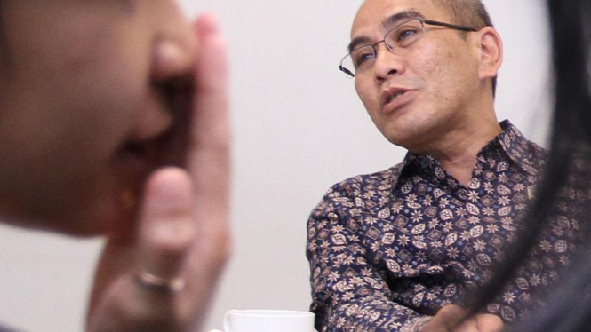 Faisal Basri Berkunjung Ke VIVAnews