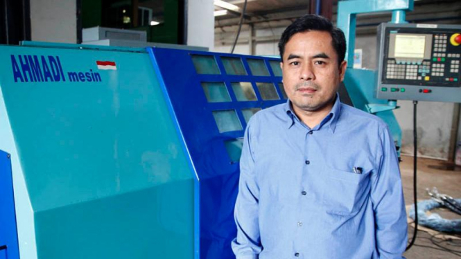 Dasep Ahmadi Perancang Mobil Listrik di Depok